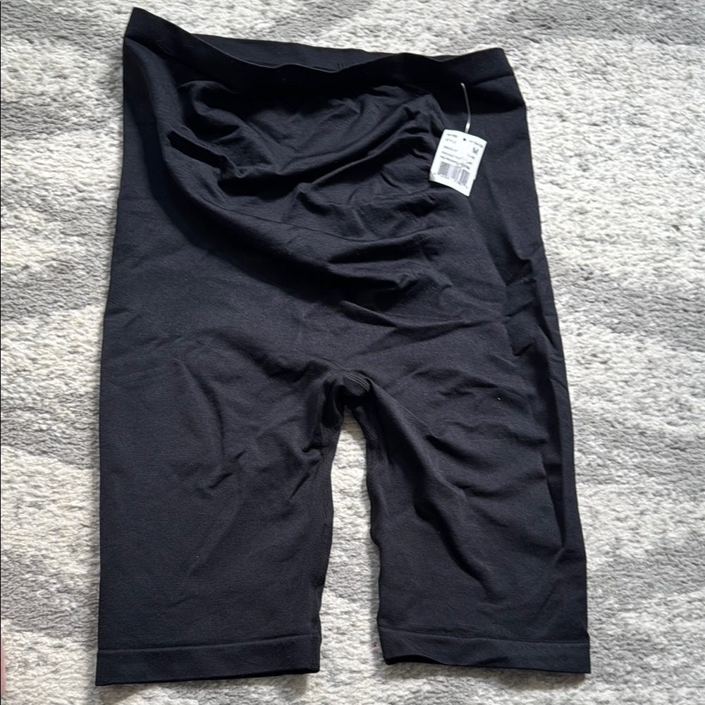 NWT Motherhood Maternity Black Biker Shorts Size Medium